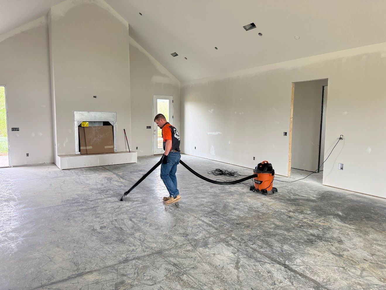 Contractor worker interior renovation